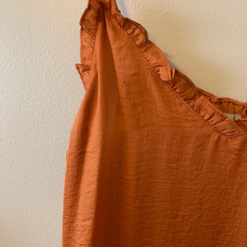 Wishlist Ruffle Tank - Picture 2 of 3